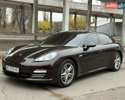Коричневый Порше Панамера, объемом двигателя 3.61 л и пробегом 81 тыс. км за 21500 $, фото 1 на Automoto.ua