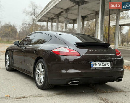 Коричневый Порше Панамера, объемом двигателя 3.61 л и пробегом 81 тыс. км за 21500 $, фото 11 на Automoto.ua