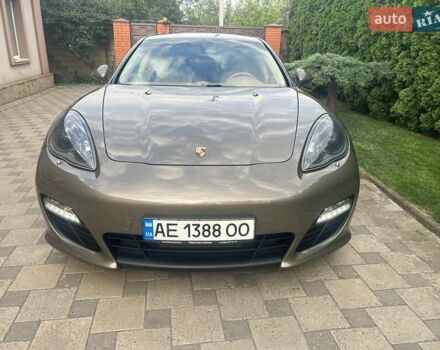 Коричневий Порше Panamera, об'ємом двигуна 4.8 л та пробігом 68 тис. км за 33500 $, фото 5 на Automoto.ua