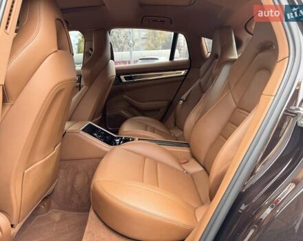 Коричневий Порше Panamera, об'ємом двигуна 2.89 л та пробігом 63 тис. км за 78500 $, фото 30 на Automoto.ua