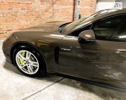 Коричневий Порше Panamera, об'ємом двигуна 2.89 л та пробігом 21 тис. км за 156000 $, фото 1 на Automoto.ua