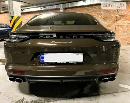 Коричневий Порше Panamera, об'ємом двигуна 2.89 л та пробігом 21 тис. км за 156000 $, фото 15 на Automoto.ua