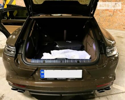 Коричневий Порше Panamera, об'ємом двигуна 2.89 л та пробігом 21 тис. км за 156000 $, фото 31 на Automoto.ua