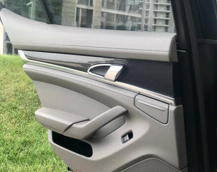 Коричневый Порше Панамера, объемом двигателя 4.8 л и пробегом 152 тыс. км за 26500 $, фото 15 на Automoto.ua