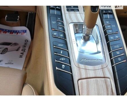 Коричневий Порше Panamera, об'ємом двигуна 0 л та пробігом 118 тис. км за 29500 $, фото 17 на Automoto.ua