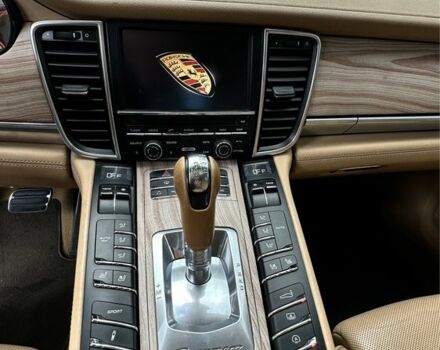 Коричневий Порше Panamera, об'ємом двигуна 3.6 л та пробігом 135 тис. км за 22400 $, фото 11 на Automoto.ua