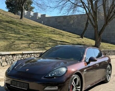 Коричневый Порше Панамера, объемом двигателя 4.8 л и пробегом 65 тыс. км за 27500 $, фото 1 на Automoto.ua