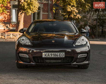 Красный Порше Панамера, объемом двигателя 4.81 л и пробегом 153 тыс. км за 25555 $, фото 10 на Automoto.ua