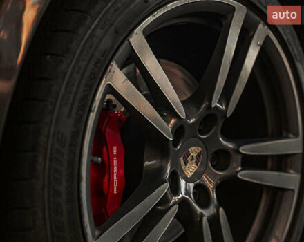 Красный Порше Панамера, объемом двигателя 4.81 л и пробегом 153 тыс. км за 25555 $, фото 14 на Automoto.ua