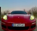 Красный Порше Панамера, объемом двигателя 3.61 л и пробегом 109 тыс. км за 39999 $, фото 1 на Automoto.ua