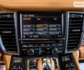 Червоний Порше Panamera, об'ємом двигуна 4.8 л та пробігом 63 тис. км за 41000 $, фото 32 на Automoto.ua