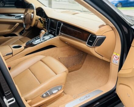 Красный Порше Панамера, объемом двигателя 4.8 л и пробегом 153 тыс. км за 29999 $, фото 13 на Automoto.ua