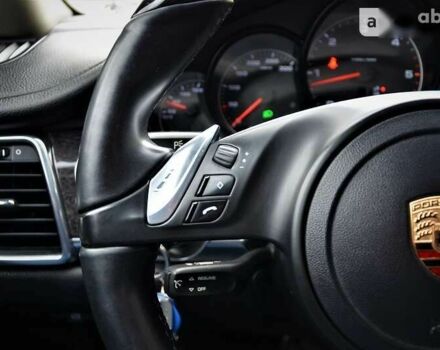 Порше Панамера, объемом двигателя 3 л и пробегом 240 тыс. км за 29500 $, фото 24 на Automoto.ua