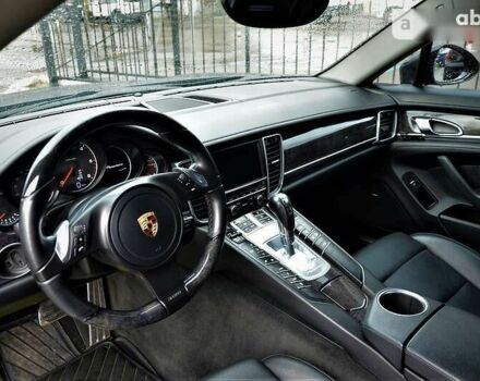 Порше Панамера, объемом двигателя 3 л и пробегом 240 тыс. км за 29500 $, фото 23 на Automoto.ua