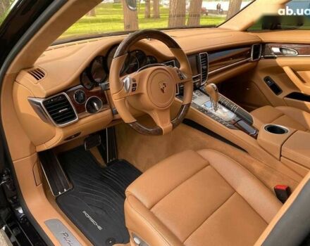Порше Panamera, об'ємом двигуна 3 л та пробігом 95 тис. км за 33700 $, фото 14 на Automoto.ua