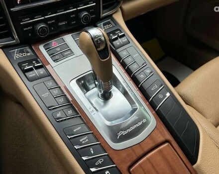 Порше Panamera, об'ємом двигуна 4.8 л та пробігом 62 тис. км за 27750 $, фото 21 на Automoto.ua