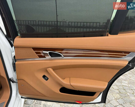 Порше Панамера 2013 в Днепре (Днепропетровске) на Automoto.ua Порше Панамера, объемом двигателя 3 л и пробегом 120 тыс. км за 32000 $, фото 30 на Automoto.ua