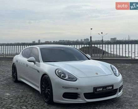 Порше Панамера 2013 в Днепре (Днепропетровске) на Automoto.ua Порше Панамера, объемом двигателя 3 л и пробегом 120 тыс. км за 32000 $, фото 2 на Automoto.ua