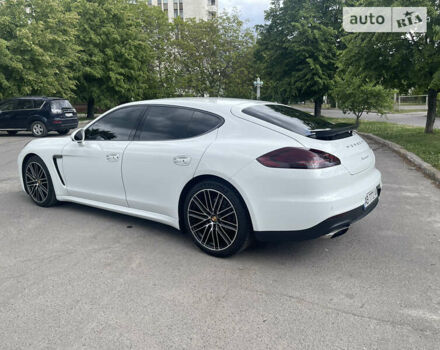 Порше Panamera, об'ємом двигуна 3.61 л та пробігом 52 тис. км за 32999 $, фото 11 на Automoto.ua