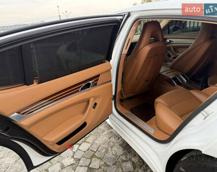 Порше Панамера 2013 в Днепре (Днепропетровске) на Automoto.ua Порше Панамера, объемом двигателя 3 л и пробегом 120 тыс. км за 32000 $, фото 18 на Automoto.ua