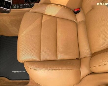 Порше Панамера, объемом двигателя 3 л и пробегом 95 тыс. км за 33700 $, фото 20 на Automoto.ua