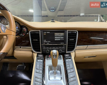 Порше Панамера, объемом двигателя 3 л и пробегом 96 тыс. км за 28900 $, фото 23 на Automoto.ua