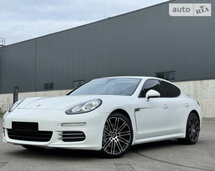 Порше Panamera, об'ємом двигуна 3.61 л та пробігом 75 тис. км за 54800 $, фото 34 на Automoto.ua