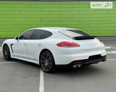 Порше Panamera, об'ємом двигуна 3.61 л та пробігом 75 тис. км за 54800 $, фото 7 на Automoto.ua