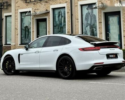 Порше Панамера, объемом двигателя 0 л и пробегом 47 тыс. км за 67990 $, фото 8 на Automoto.ua