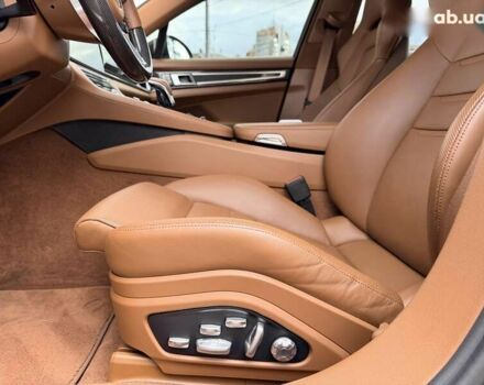 Порше Панамера, объемом двигателя 0 л и пробегом 63 тыс. км за 78500 $, фото 15 на Automoto.ua