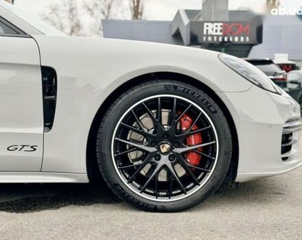 Порше Панамера, объемом двигателя 4 л и пробегом 9 тыс. км за 154999 $, фото 6 на Automoto.ua