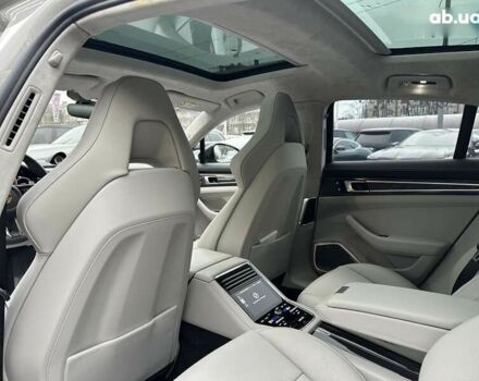 Порше Панамера, объемом двигателя 4 л и пробегом 8 тыс. км за 155555 $, фото 26 на Automoto.ua