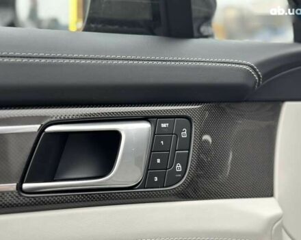 Порше Панамера, объемом двигателя 4 л и пробегом 8 тыс. км за 155555 $, фото 23 на Automoto.ua