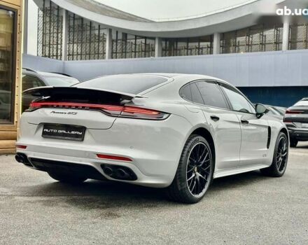 Порше Панамера, объемом двигателя 4 л и пробегом 8 тыс. км за 155555 $, фото 3 на Automoto.ua