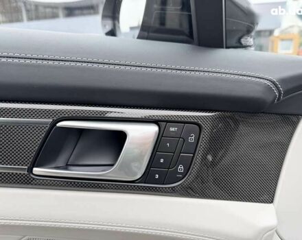 Порше Панамера, объемом двигателя 4 л и пробегом 9 тыс. км за 154999 $, фото 28 на Automoto.ua