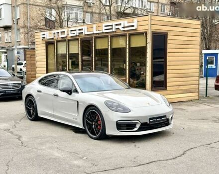 Порше Панамера, объемом двигателя 4 л и пробегом 9 тыс. км за 154999 $, фото 2 на Automoto.ua