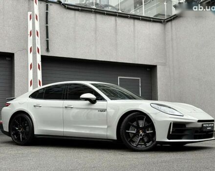 Порше Panamera, об'ємом двигуна 0 л та пробігом 1 тис. км за 185000 $, фото 4 на Automoto.ua