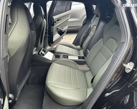 Порше Panamera, об'ємом двигуна 4 л та пробігом 8 тис. км за 215000 $, фото 11 на Automoto.ua