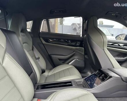 Порше Panamera, об'ємом двигуна 4 л та пробігом 8 тис. км за 215000 $, фото 17 на Automoto.ua