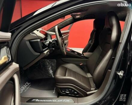 Порше Panamera, об'ємом двигуна 4 л та пробігом 1 тис. км за 233000 $, фото 25 на Automoto.ua