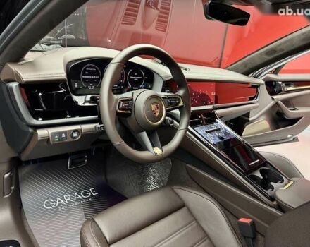 Порше Panamera, об'ємом двигуна 4 л та пробігом 1 тис. км за 233000 $, фото 28 на Automoto.ua