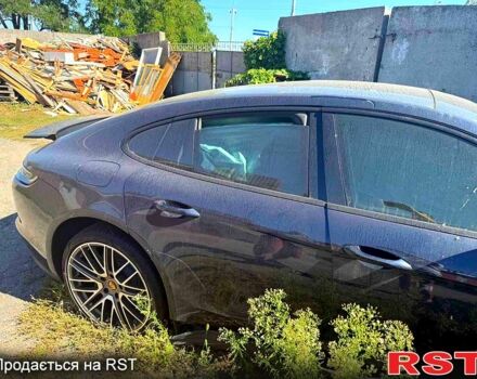 Порше Панамера, объемом двигателя 3 л и пробегом 10 тыс. км за 40000 $, фото 3 на Automoto.ua