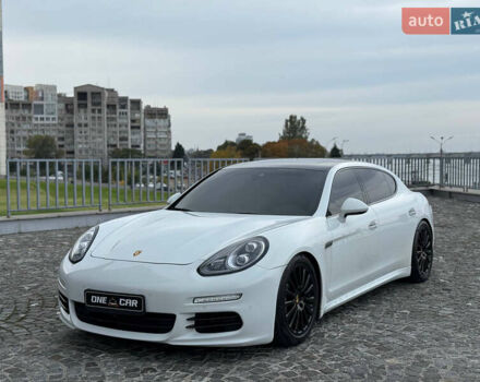 Порше Панамера, объемом двигателя 3 л и пробегом 120 тыс. км за 32000 $, фото 1 на Automoto.ua
