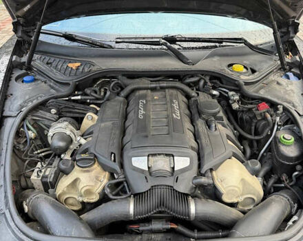 Серый Порше Панамера, объемом двигателя 4.81 л и пробегом 162 тыс. км за 19000 $, фото 13 на Automoto.ua