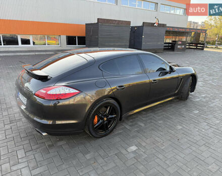 Порше Панамера 2011 в Кривом Роге на Automoto.ua Серый Порше Панамера, объемом двигателя 3.61 л и пробегом 135 тыс. км за 21000 $, фото 6 на Automoto.ua