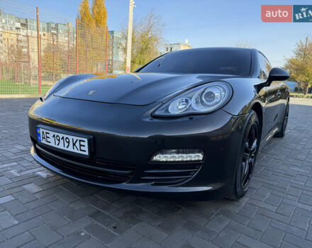 Порше Панамера 2011 в Кривом Роге на Automoto.ua Серый Порше Панамера, объемом двигателя 3.61 л и пробегом 135 тыс. км за 21000 $, фото 42 на Automoto.ua