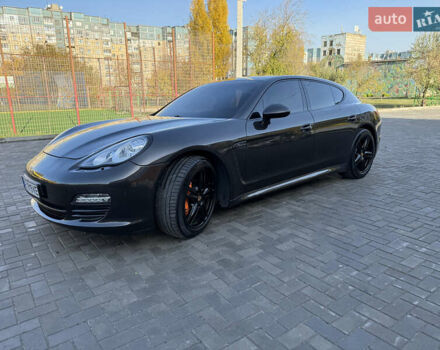 Порше Панамера 2011 в Кривом Роге на Automoto.ua Серый Порше Панамера, объемом двигателя 3.61 л и пробегом 135 тыс. км за 21000 $, фото 13 на Automoto.ua