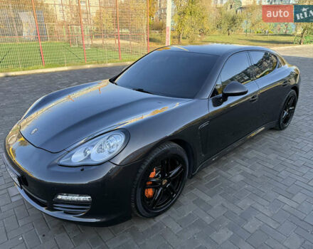 Порше Панамера 2011 в Кривом Роге на Automoto.ua Серый Порше Панамера, объемом двигателя 3.61 л и пробегом 135 тыс. км за 21000 $, фото 41 на Automoto.ua
