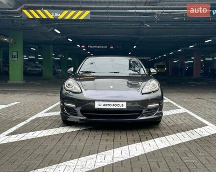 Серый Порше Панамера, объемом двигателя 3.61 л и пробегом 156 тыс. км за 20990 $, фото 2 на Automoto.ua