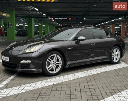 Сірий Порше Panamera, об'ємом двигуна 3.61 л та пробігом 156 тис. км за 17990 $, фото 3 на Automoto.ua